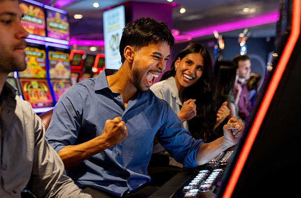 Live match score tracking and settlement on coin303